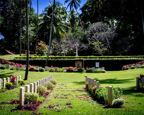 commonwealth-war-cemetery.jpg