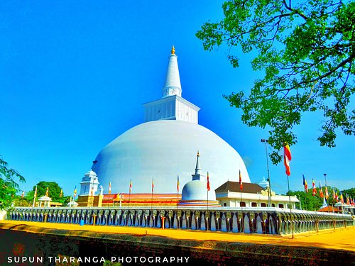 ruwanweliseya-anuradhapura.jpg